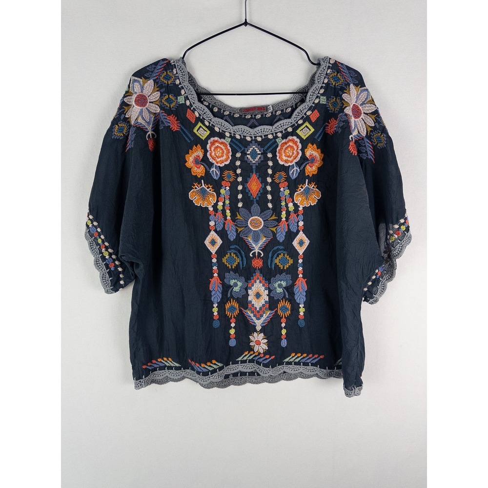 Johnny Was Embroidered Floral Crochet Trim Blouse Womens XS Slate Blue Boho Fest